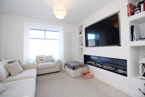 Lounge- click for photo gallery